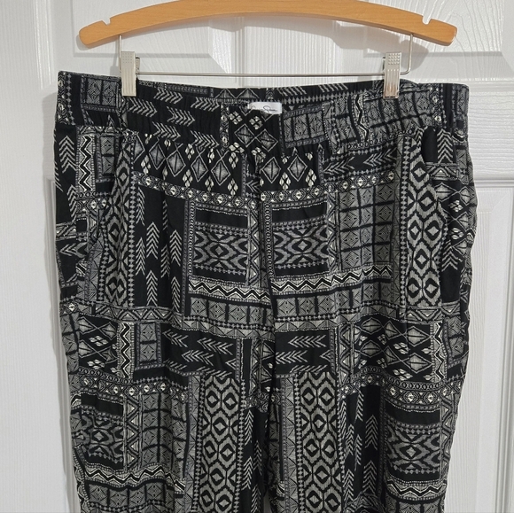 NWT Jessica Simpson Stylish Cropped Pants Women's Size XL Poplin Baggy Pull-On - Picture 5 of 16